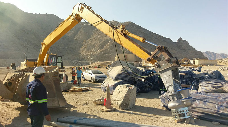 construction equipment in UAE