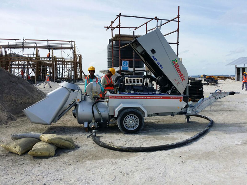 construction equipment in UAE